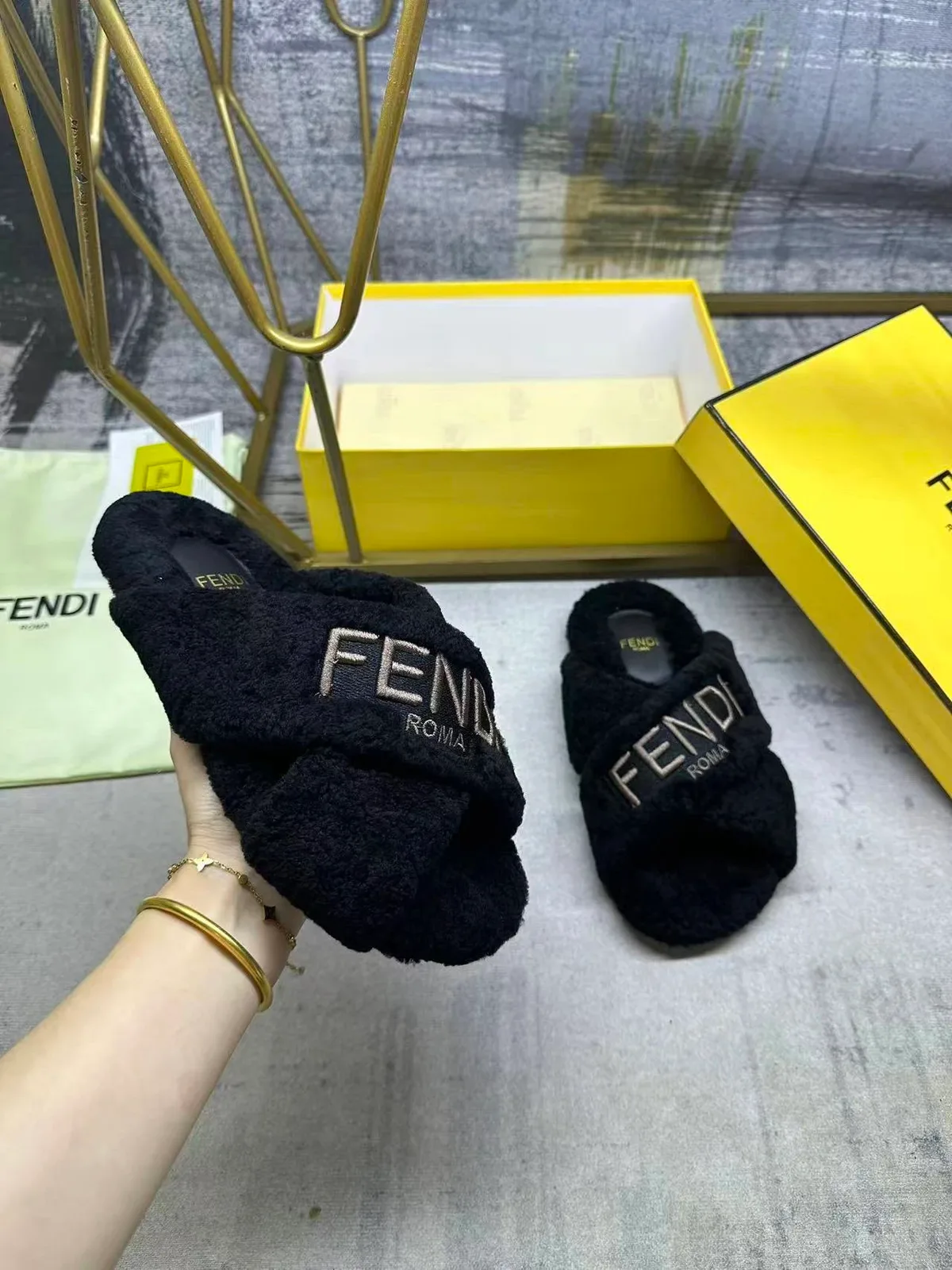 Fendi Slipers