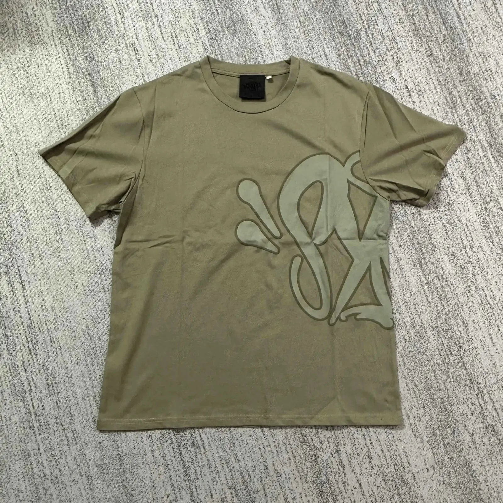 Syna World T-shirt