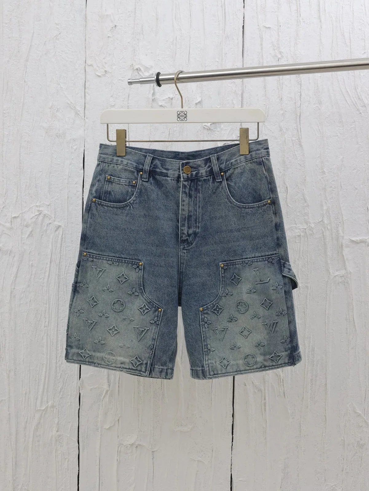 LOUIS VUITTON Shorts