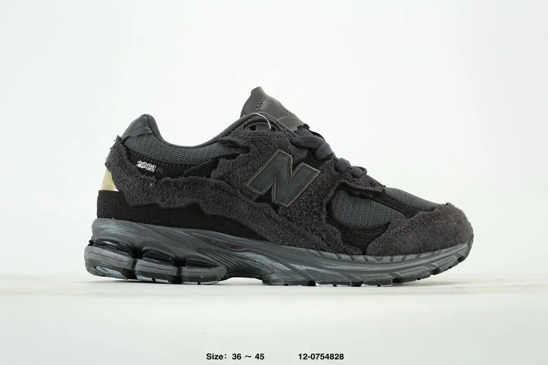 New Balance 2002r
