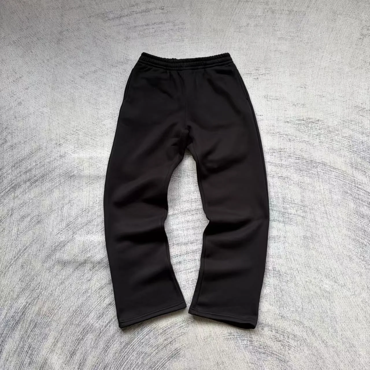 Fyeworld Sweats