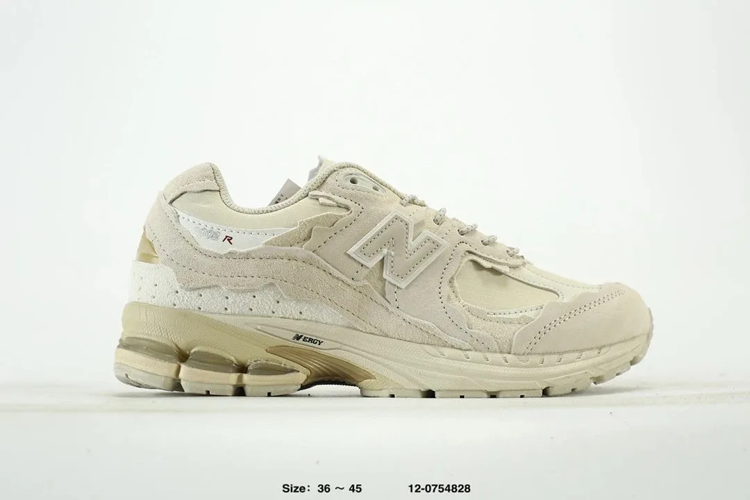 New Balance 2002r