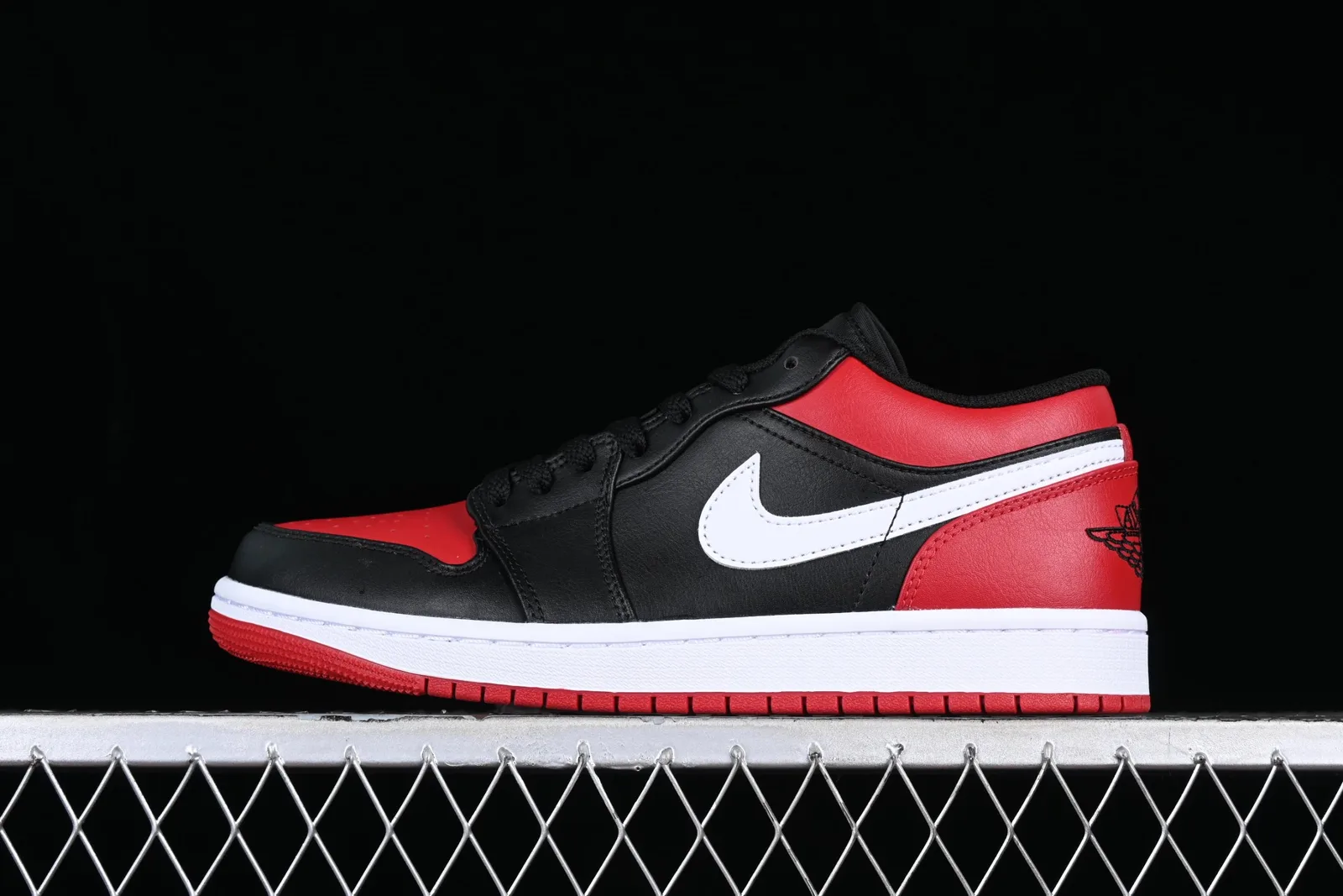Air Jordan 1 low