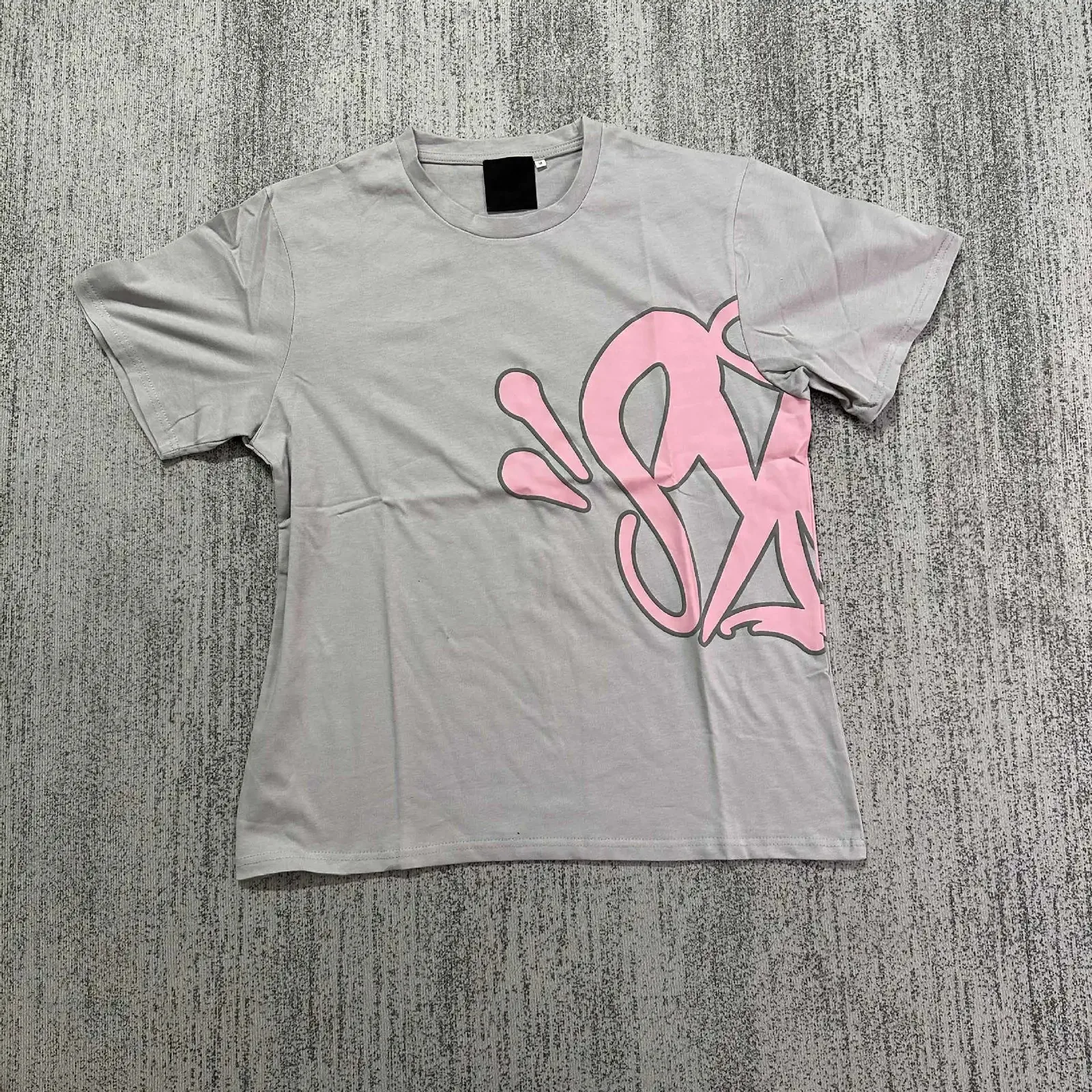 Syna World T-shirt