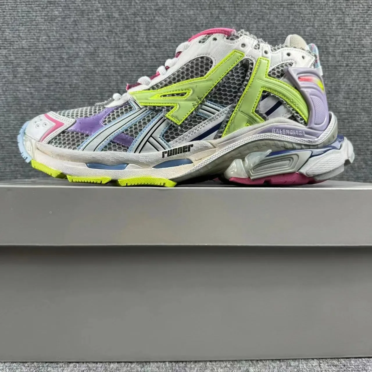 Balenciaga Runner Graffiti